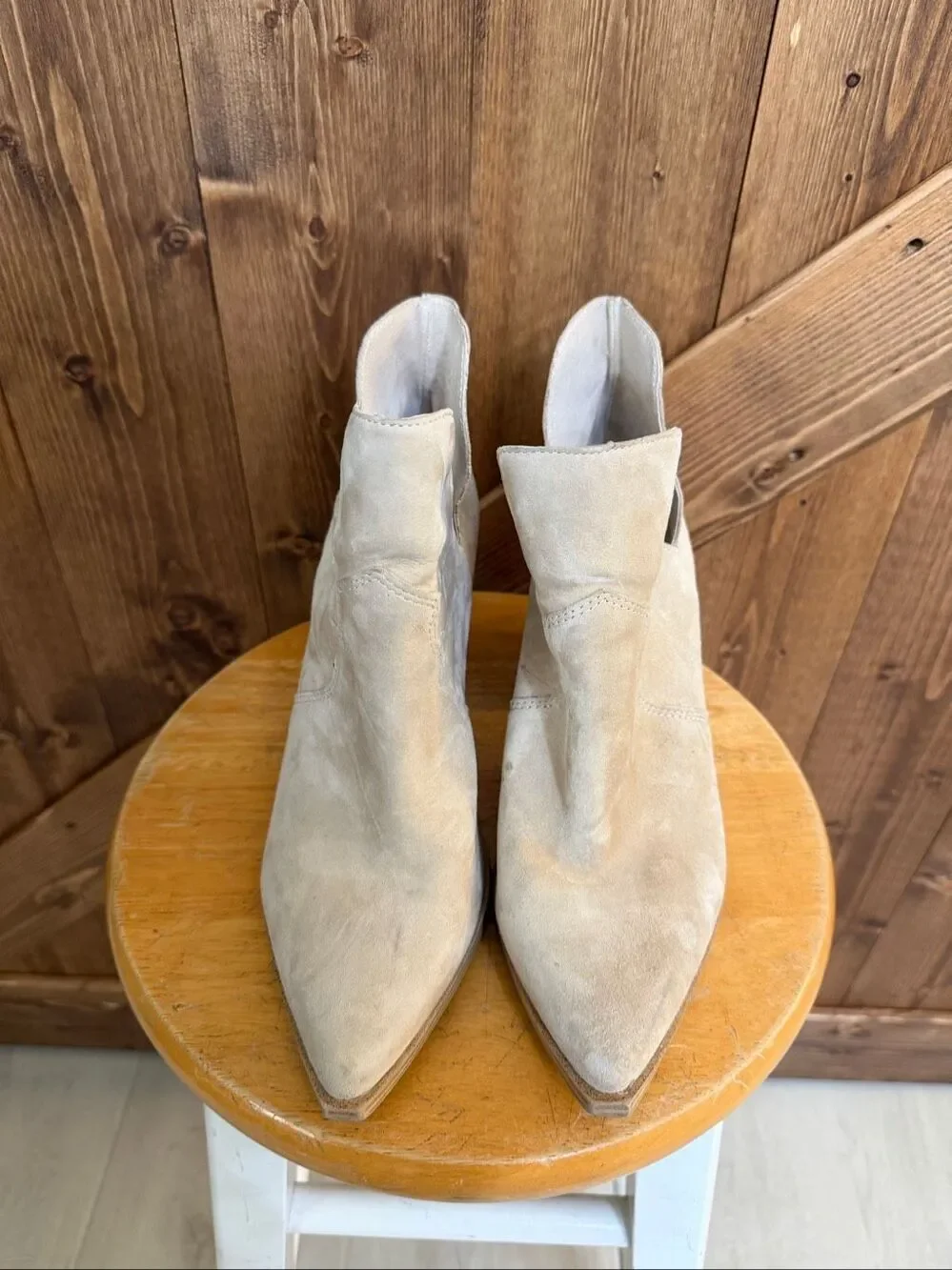 Steve Madden Women’s Size 7.5 Cream Leather Western Ankle Booties
